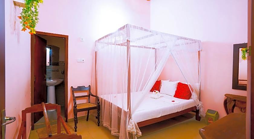 Frangipani Motel