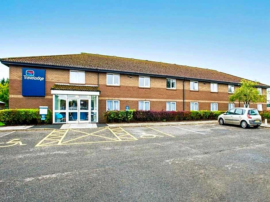 Travelodge Kinross M90