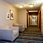 Country Inn & Suites by Radisson, Milwaukee Airport, WI
