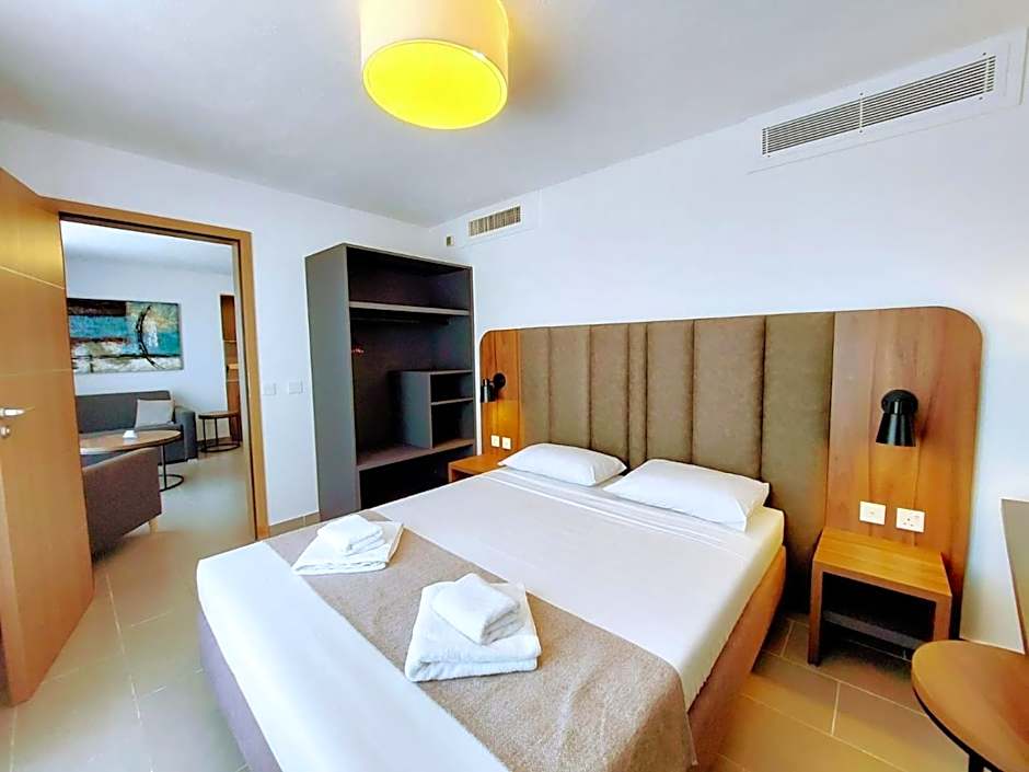 Luna Holiday Complex