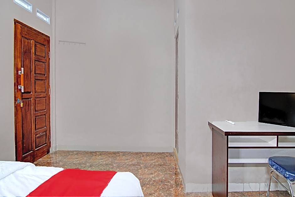 Hotel O Putri Homestay Syariah Near SPBU 14.282.694 (Air Hitam)