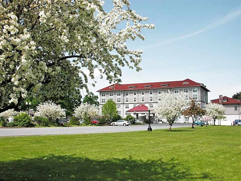 Fort William Henry Hotel and Conference Center