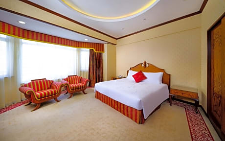 Royal King Suite