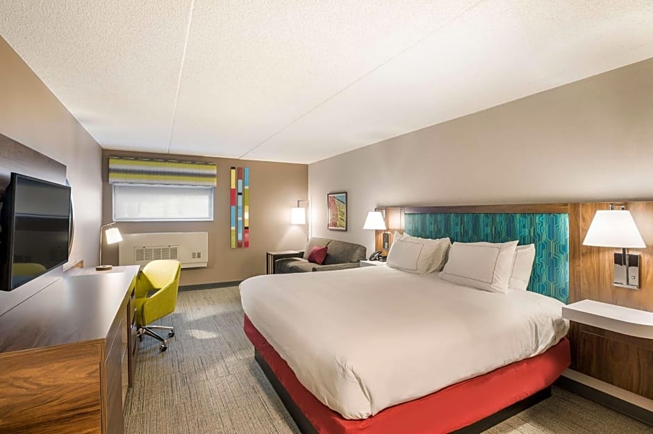 Hampton Inn By Hilton & Suites Houghton