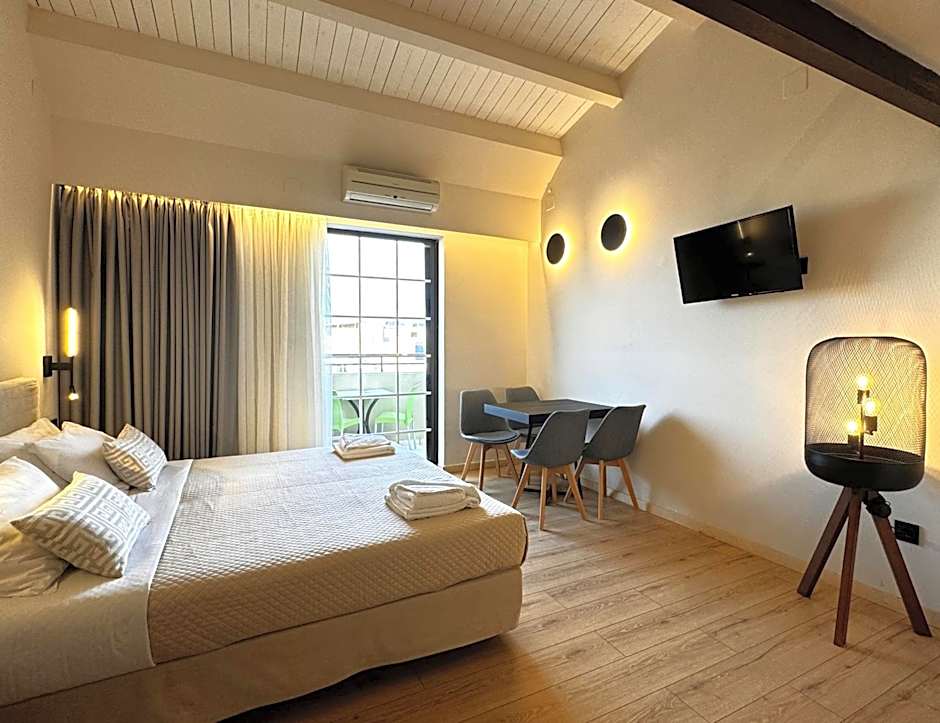 Elina Hotel Apartments