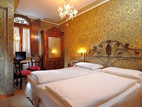 Economy Double or Twin Room