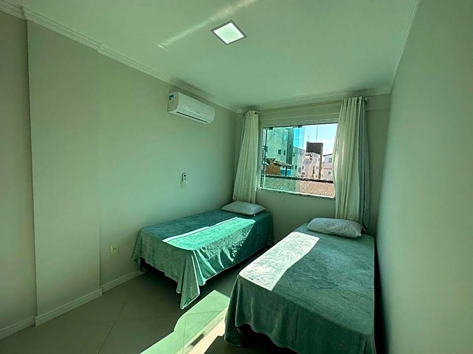 A56 - Alameda Verde - Apto 102 - Centro de Bombinhas