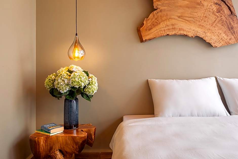 Pi Boutique Hotel