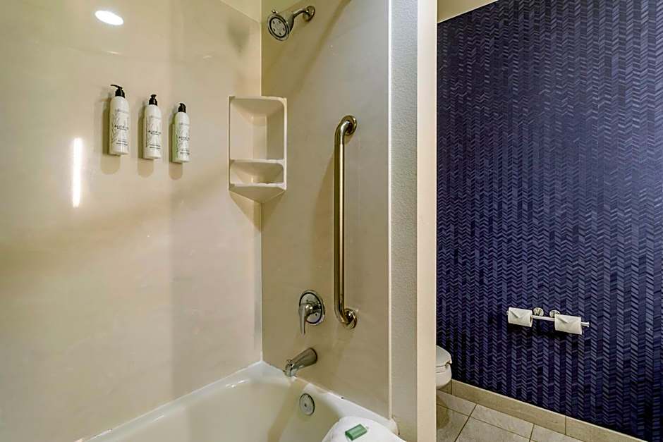 Fairfield Inn & Suites by Marriott Cherokee
