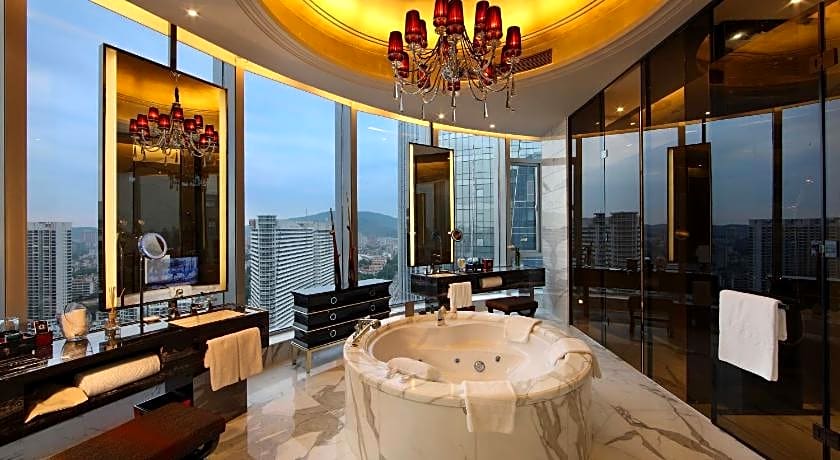 Sofitel Guangzhou Sunrich Hotel