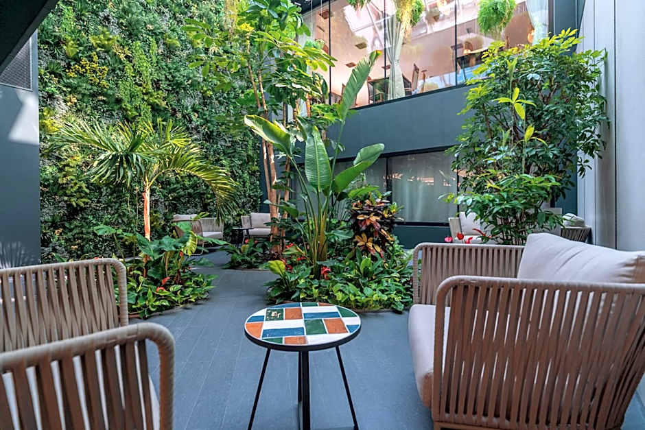 Sport-V-Hotel
