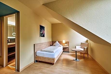 Single Room with Shower
