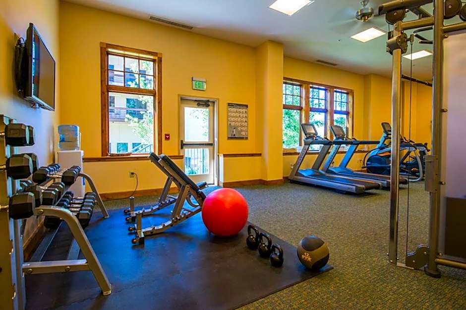 The Lodge at Mountaineer Square