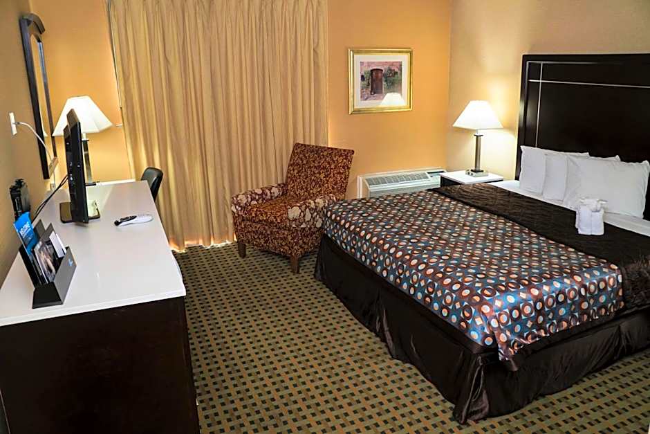 Photo 1 of 6 of 1 King Bed