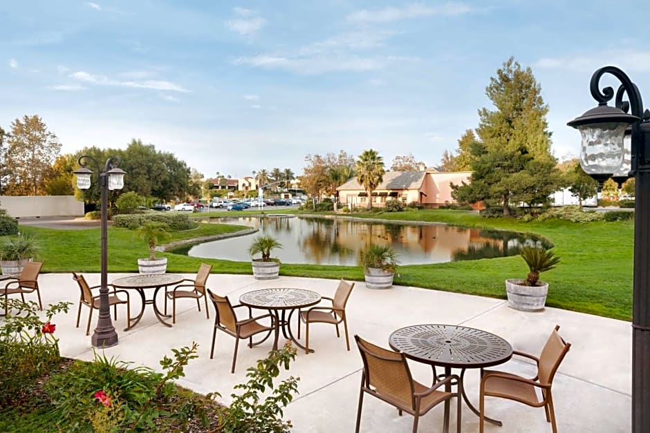 Embassy Suites By Hilton Temecula Valley Wine Country