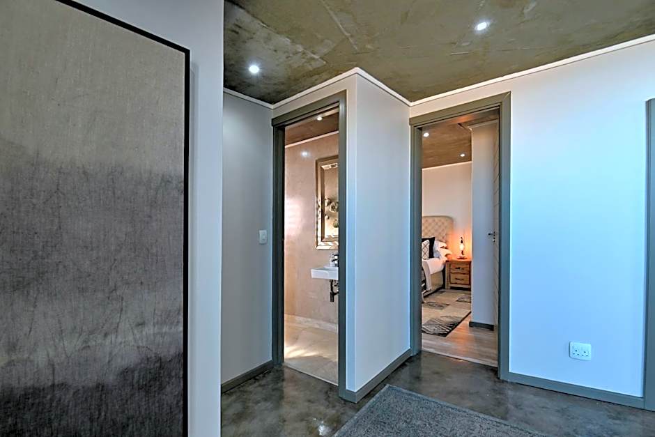 At Last Glentana Beach Manor