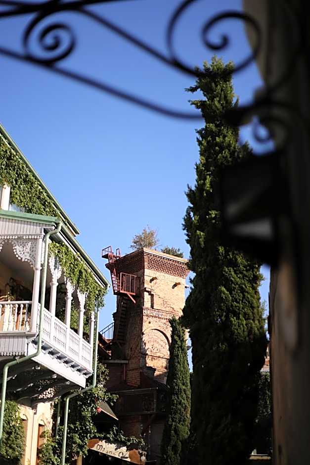 Mukhrantubani Boutique Hotel