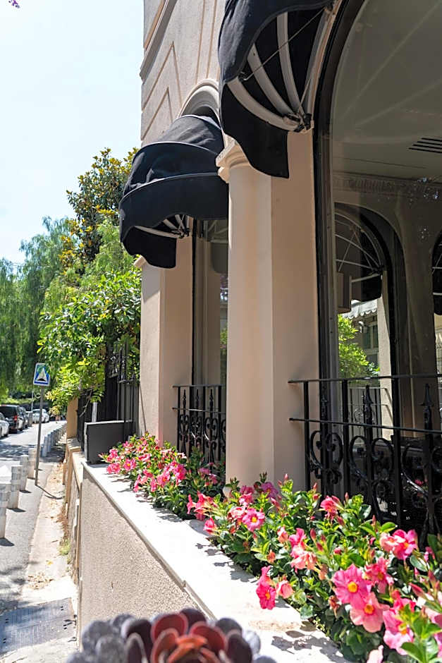 Hotel De Monaco