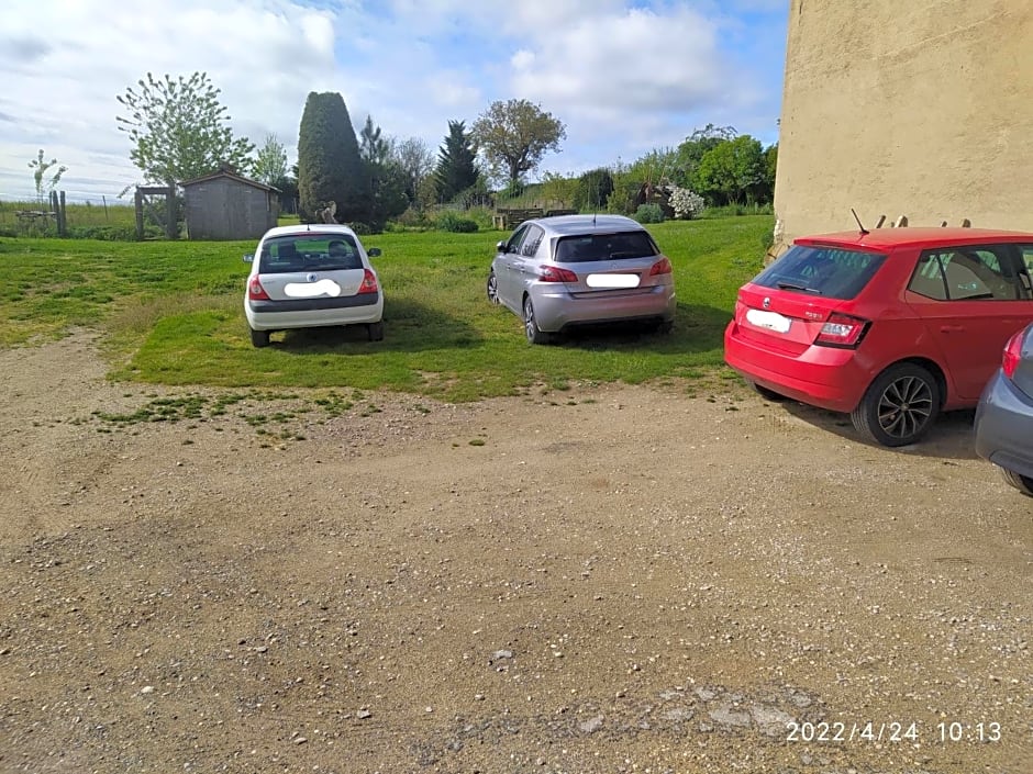 La Ferme Des Cerisiers – Reventin-Vaugris, TN