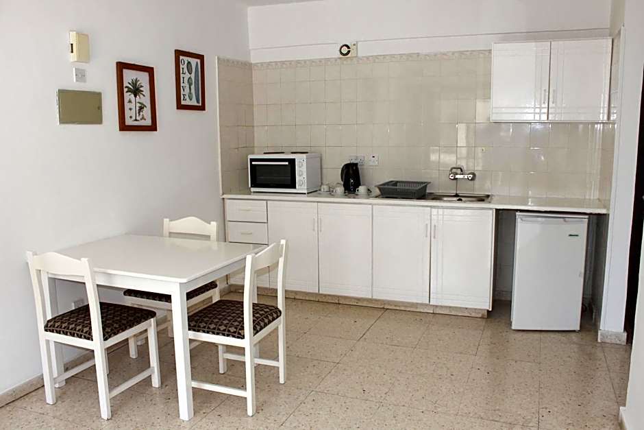 Florea Hotel Apartments