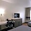 Quality Inn & Suites Longview Kelso