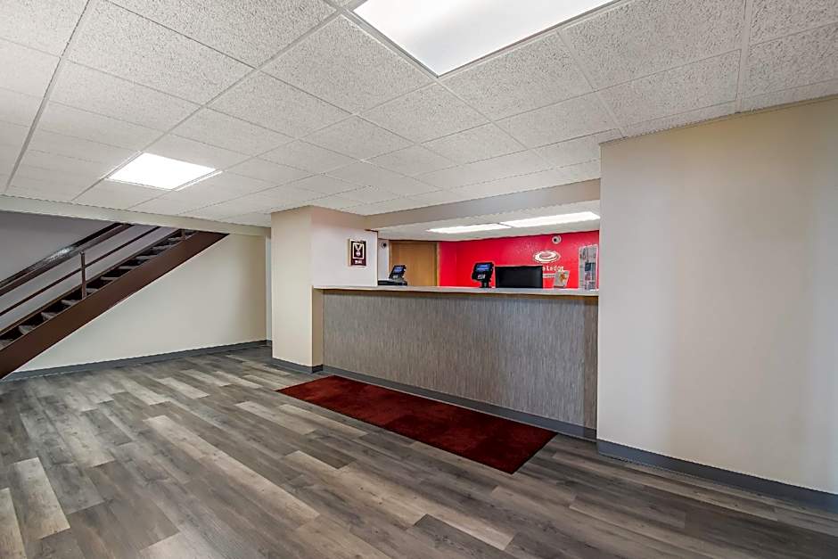 Econo Lodge Duluth near Miller Hill Mall