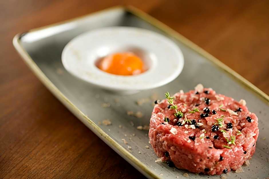 AC Hotel by Marriott Pisa