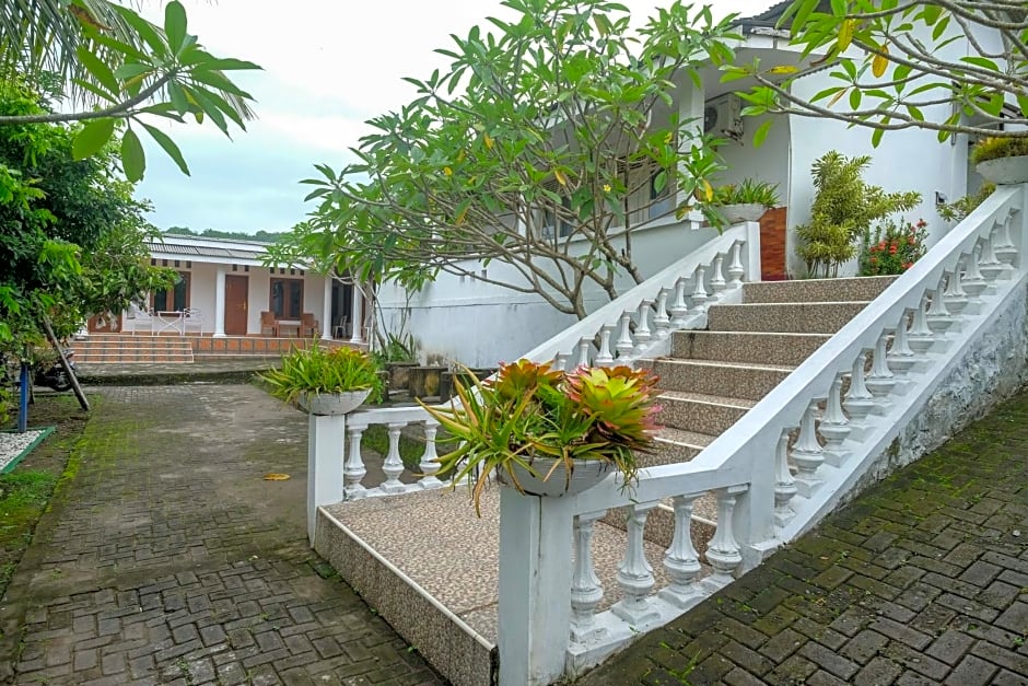 RedDoorz at Paris Ocean