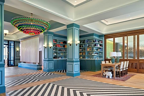The Memphian, A Tribute Protfolio Hotel