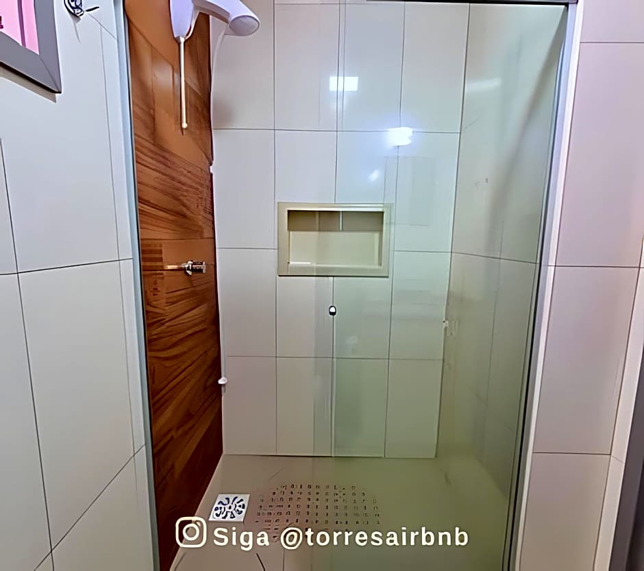 Apto 02 quartos | Ar condicionado | 500mts do mar