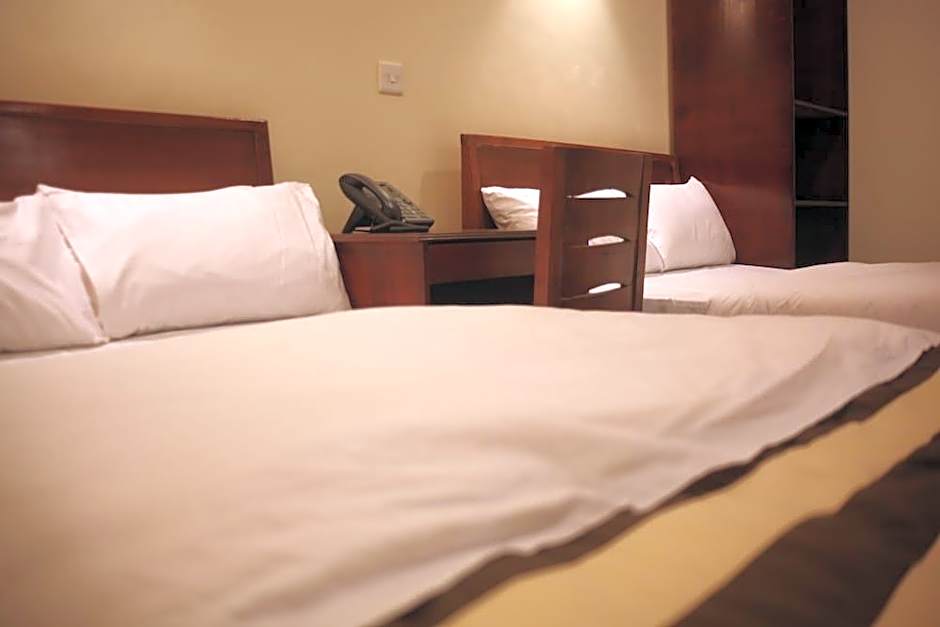 Fortune Hotel