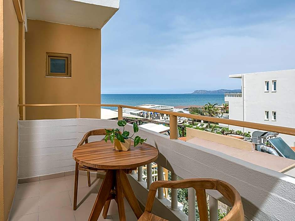 Esperides Beach Hotel Apartments