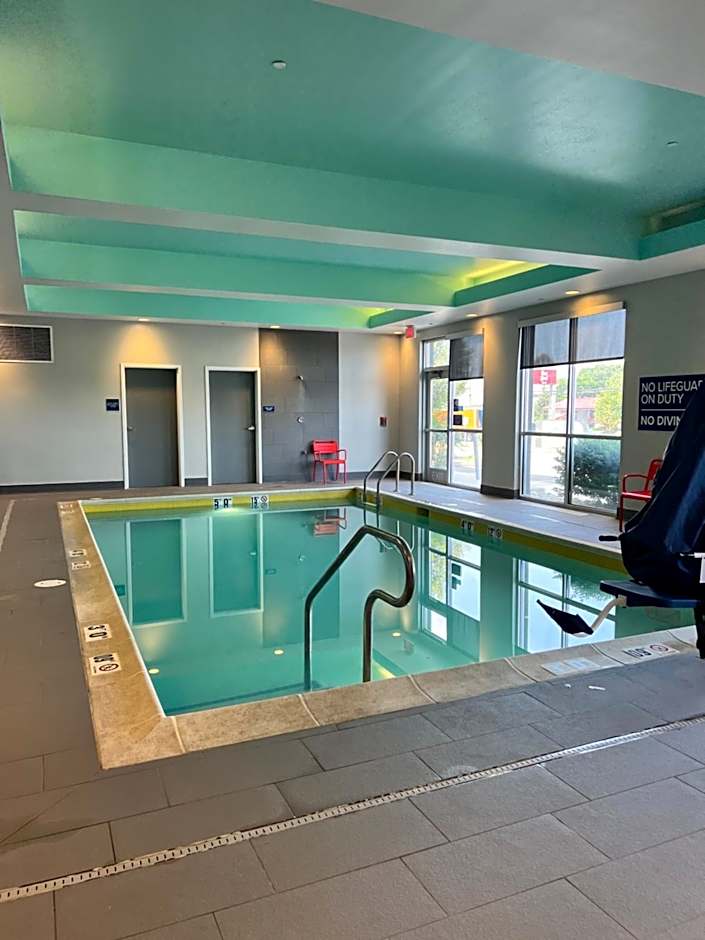 Tru by Hilton Lancaster East PA