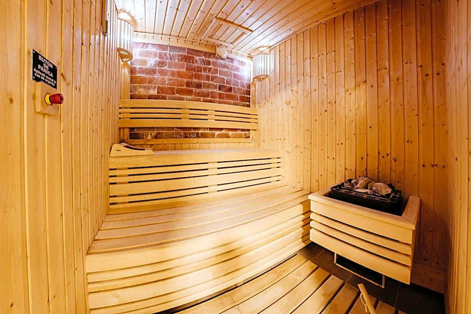 Piatra Pinului Ski & Spa