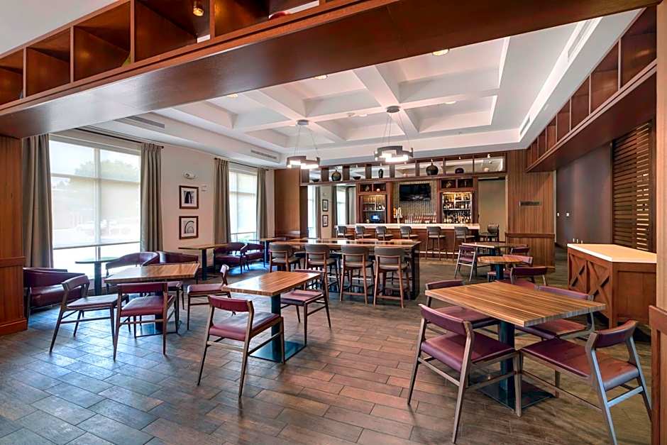 DoubleTree By Hilton Raleigh Cary