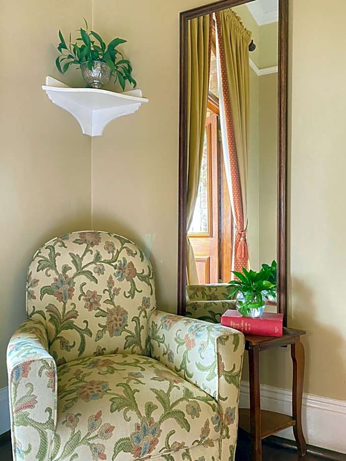 Kimberley Club Guesthouse