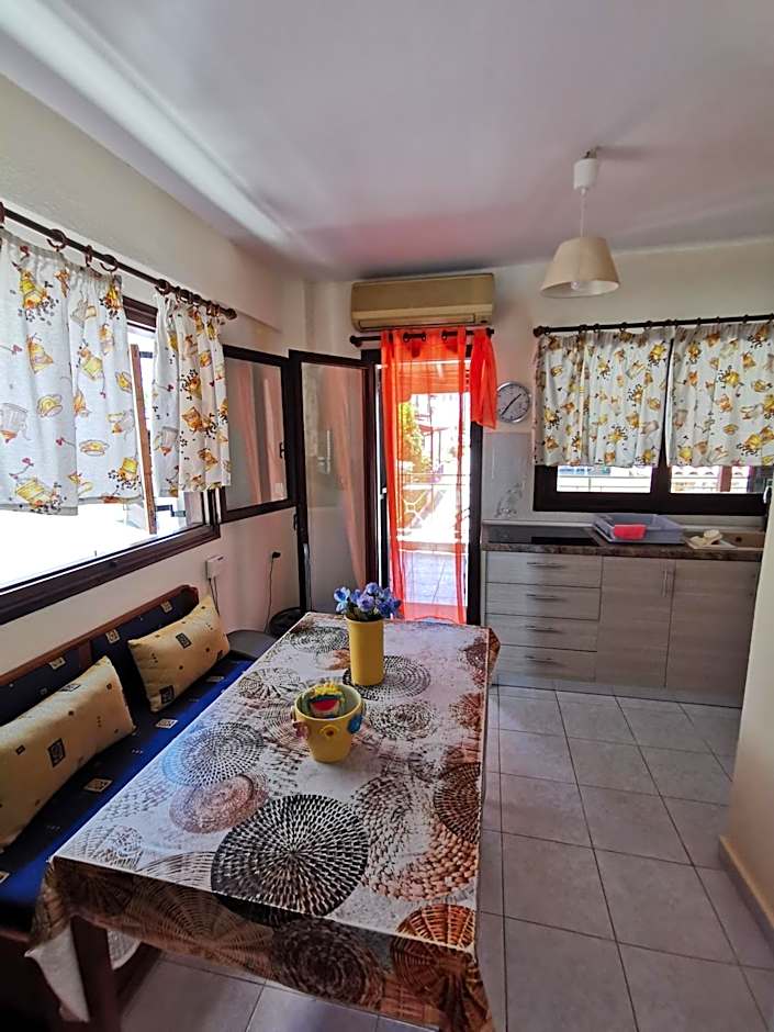 Orange_Blue_Аpartment N2 near sea