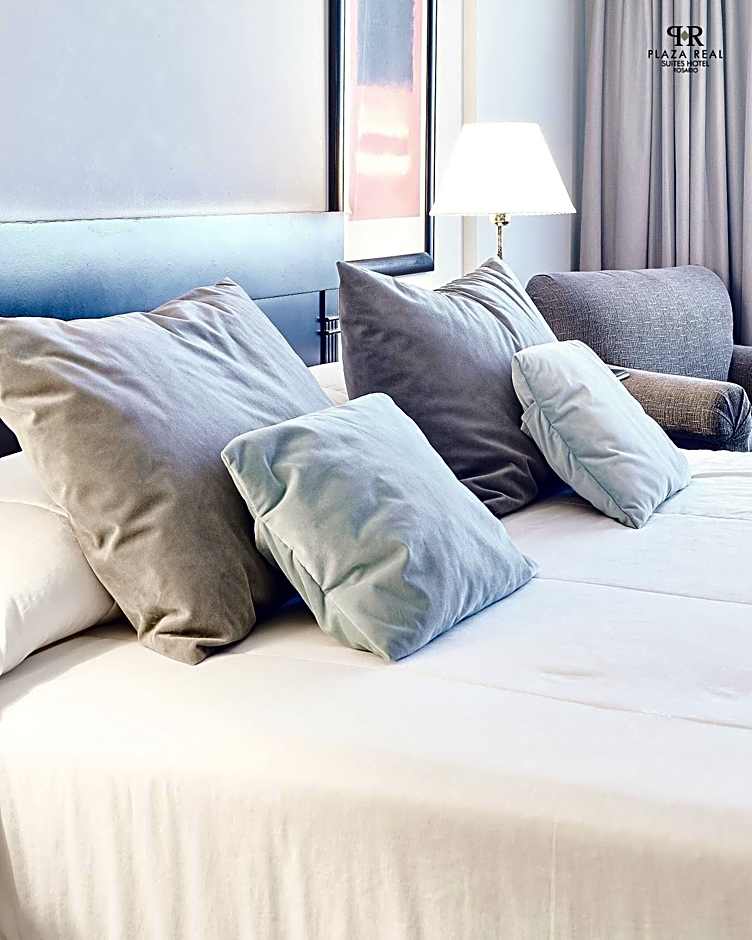 Plaza Real Suites Hotel