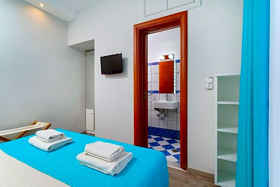 Kamelia & Semeli Hotel