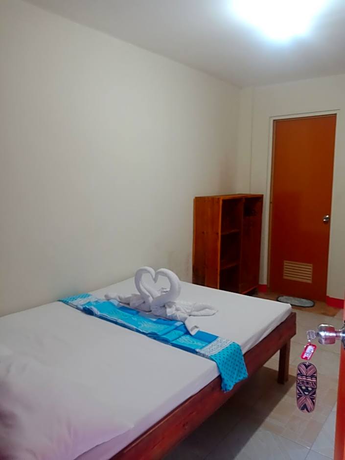 D' Angels Inn, Port Barton