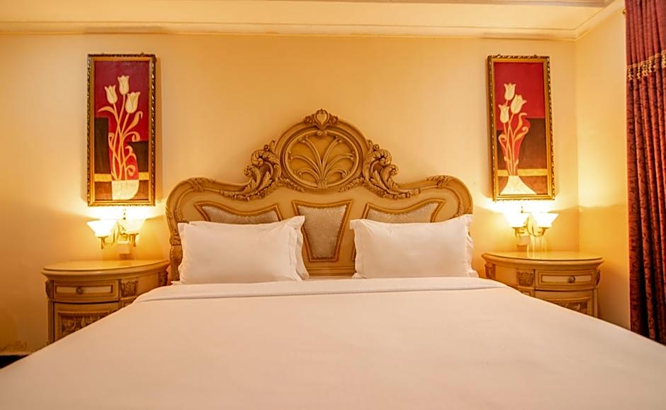 Urban Rose Hotel & Apartments