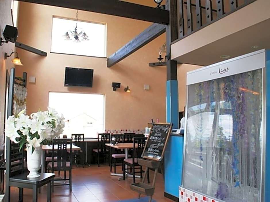 Petit Hotel Blanc Fleur