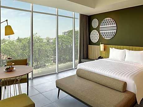 Junior King Suite