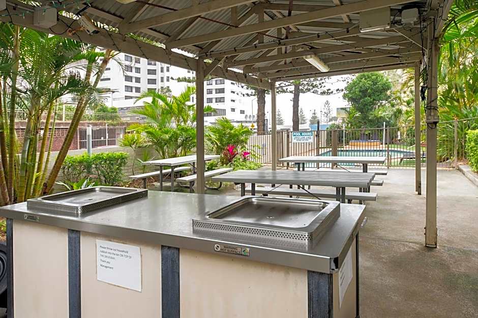 Trickett Gardens Holiday Inn