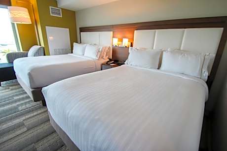 Queen Suite with Sofa Bed