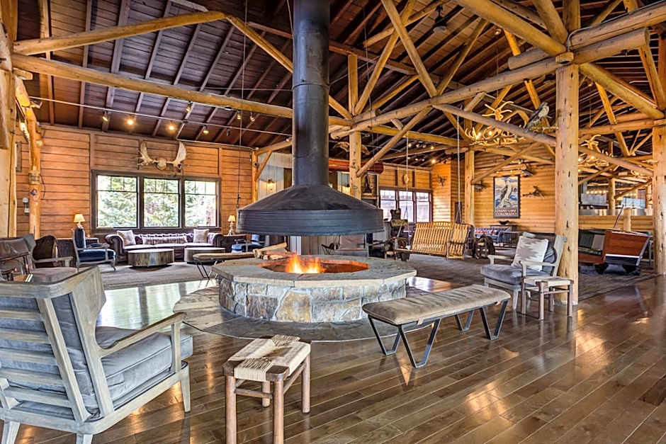 Grand Lake Lodge