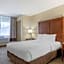 Comfort Suites Johnson Creek Conference Center