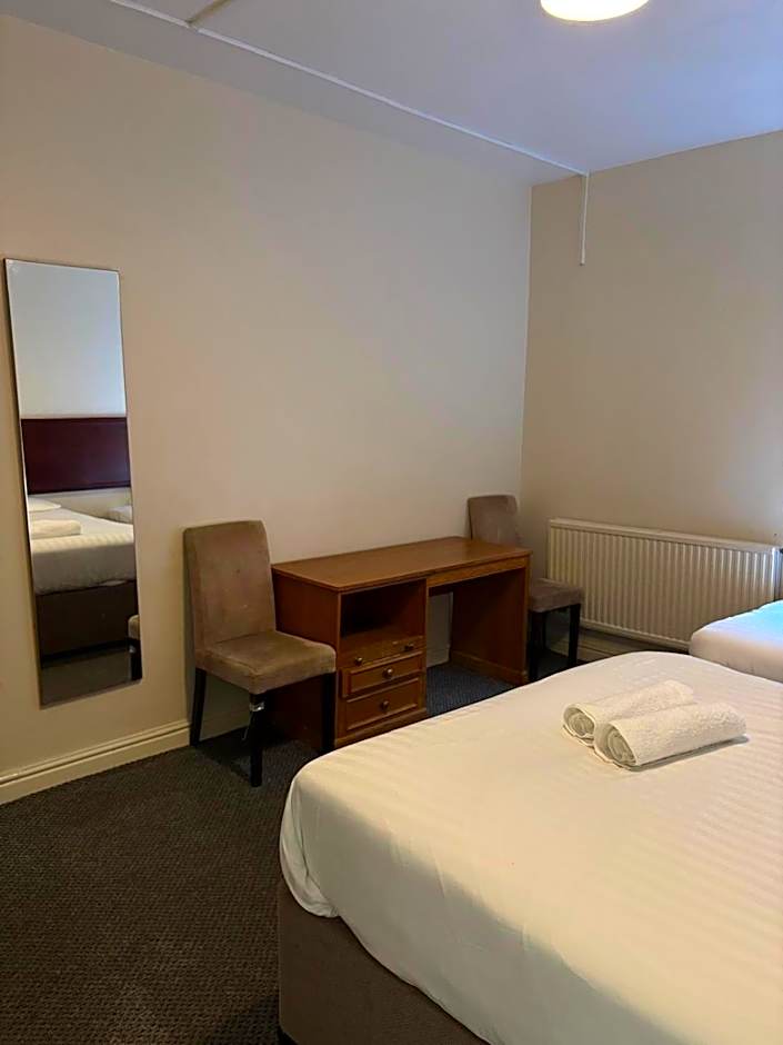 The Tudor House Hotel