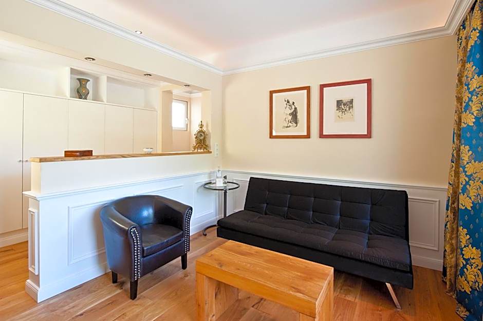 Hotel Weinberg-Schlößchen