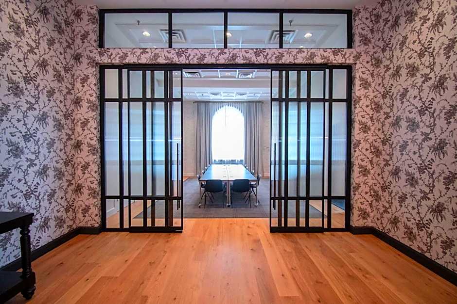 DoubleTree Suites by Hilton Lexington